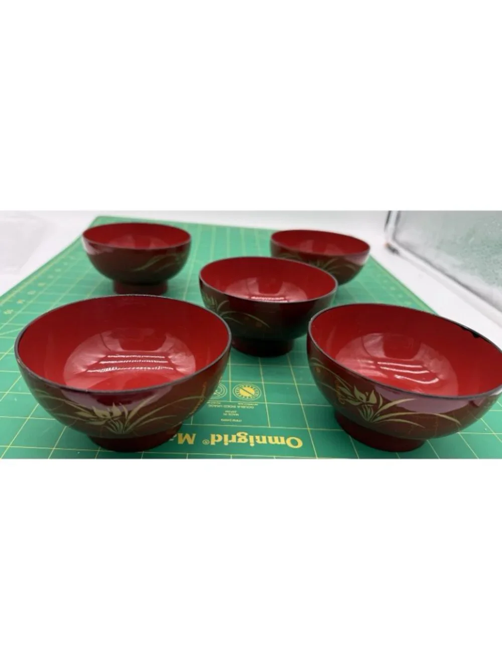 5 Vintage Japanese Gold Gilt Floral Pattern Red Lacquer Rice Miso Bowls READ